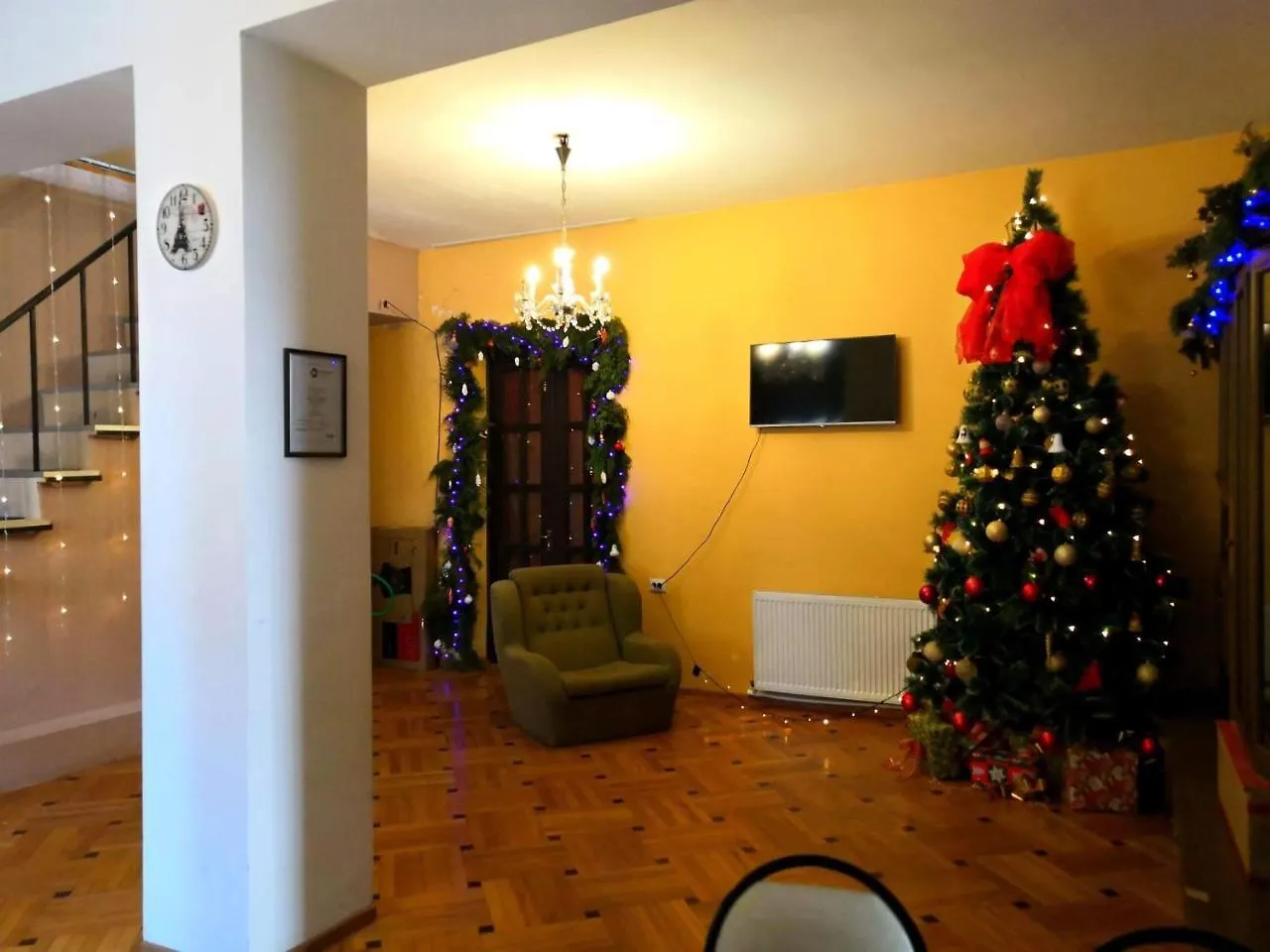 Lucky Family Hotel Tbilisi 2*,  Georgia