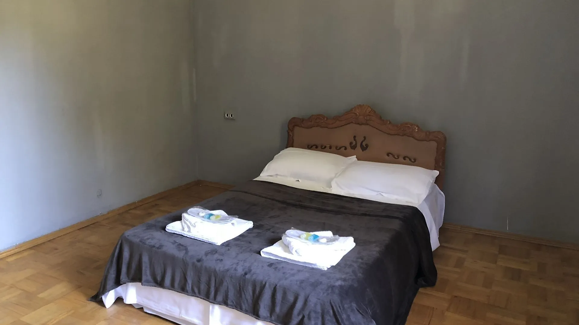 Lucky Family Hotel Tbilisi